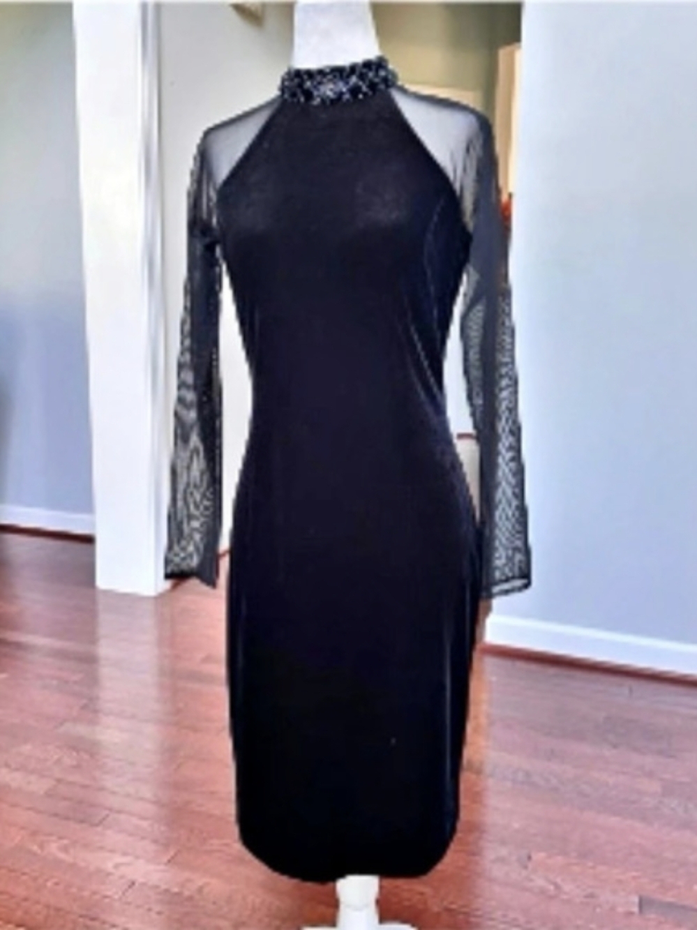 Black Lace Sleeve Midi Dress